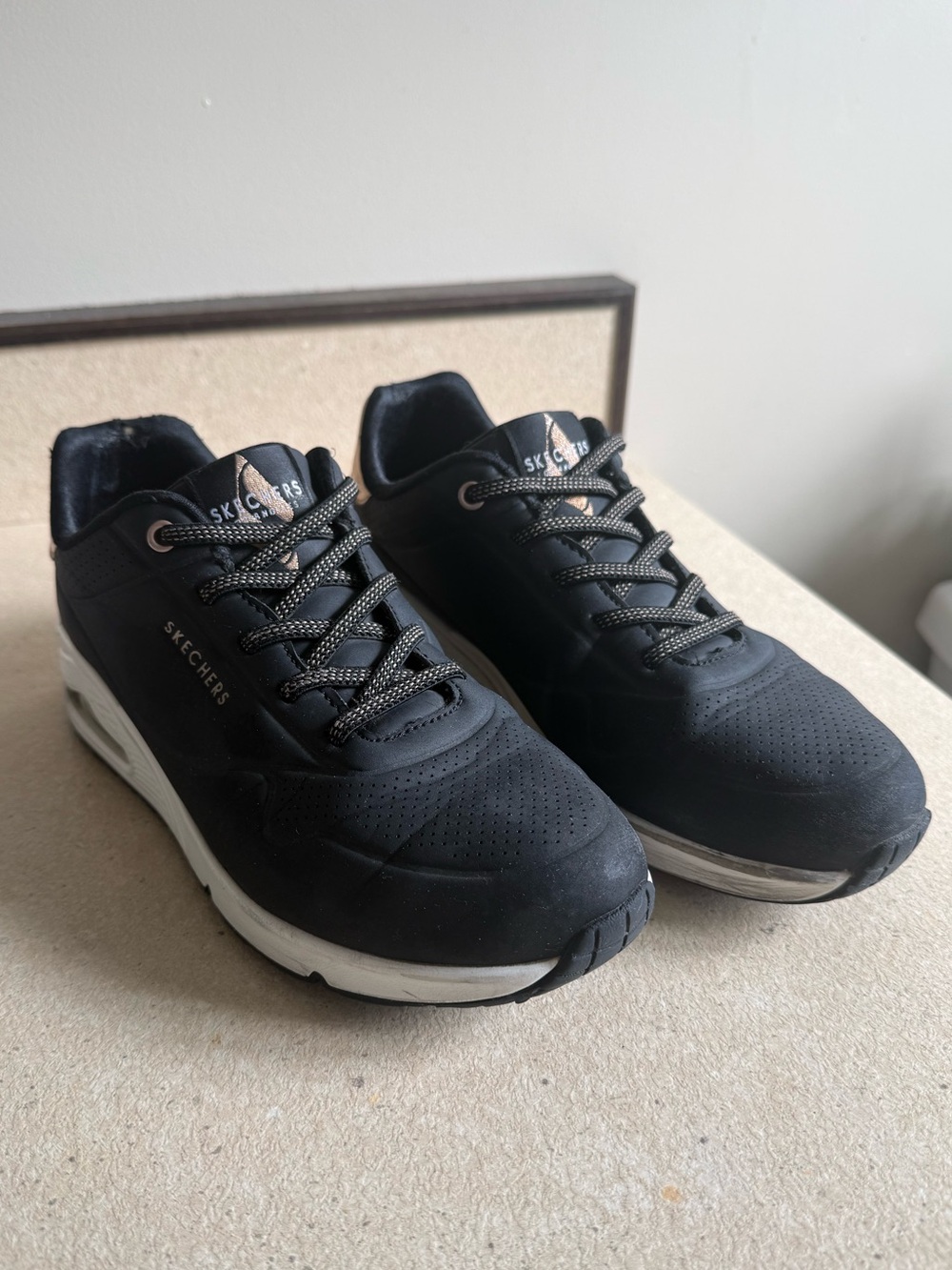 SKETCHERS Sneakers